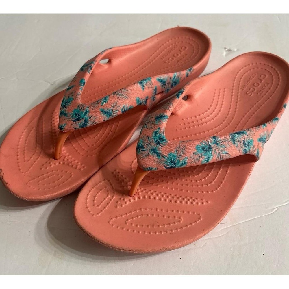 Crocs Women's Flip Flops Sandals Coral Floral (Size 8)